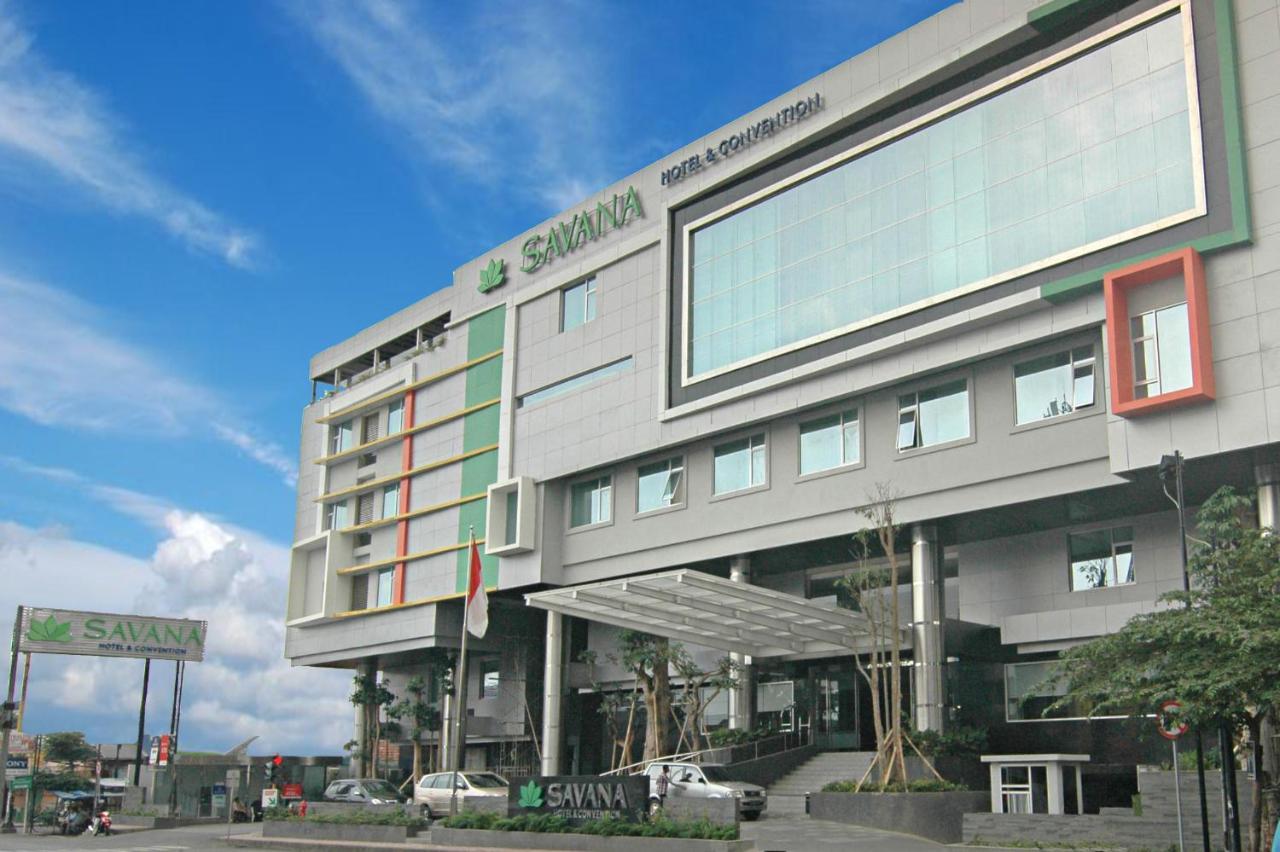 Savana Hotel & Convention Маланг Екстериор снимка