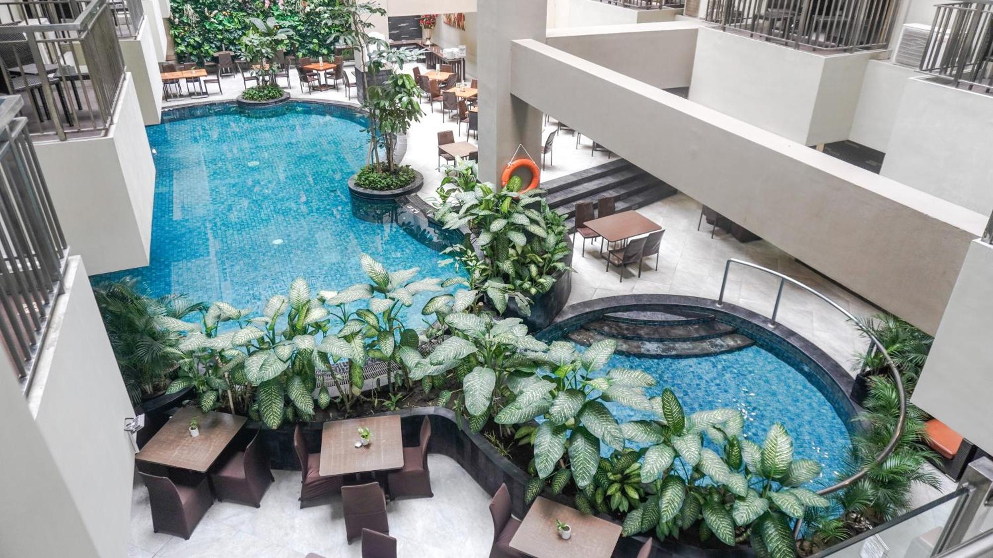Savana Hotel & Convention Маланг Екстериор снимка